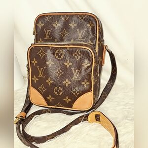 Louis Vuitton Monogram Crossbody Bag Authentic